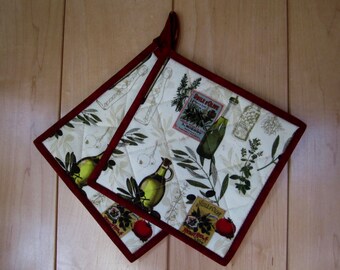 Quilted Potholders "Olives" Set of 2 Hotpads, Fabric Trivets, Gourmet Potholders, Quiltsy Handmade