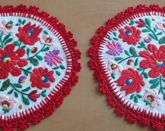 282. Hand embroidered doilie,hand embroidered ,,matyo,, doilie, hand embroidered Hungarian doilie (unused)
