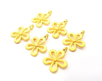 6 Flower Charm Gold Charm Gold Plated Metal (18x14mm) G11660
