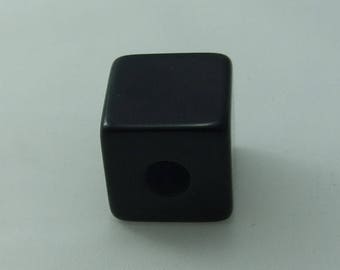 Cube polaris 20 mm shiny black