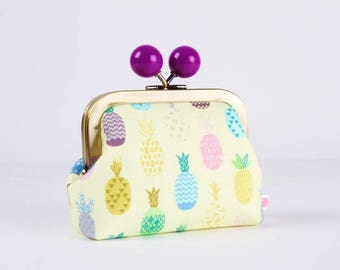 Metal frame coin purse with color bobble - Colorful pineapples on light yellow - Color dad / Tropical fruits / Green pink turquoise purple