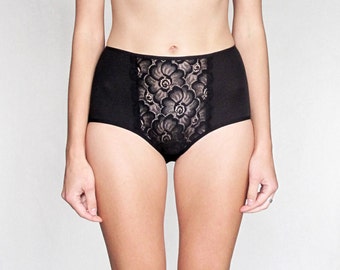 Black Hipster style panties with lace elements by Egretta Garzetta underwear