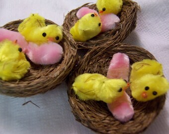 three chenille chick nests