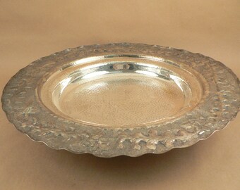 Vintage Hammered Silver-Plated Centerpiece Platter 01967
