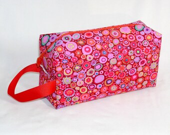 Paperweight on Coral Project Bag