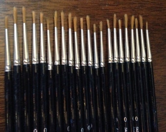 vintage grumbacher artist sable essence paintbrushes. new old stock