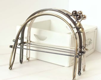 1 PCS, 15cm / 6 inch Width Cute Classic Beaded Arched Sew in Kiss Clasp Lock Purse Frame, K055
