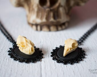 Bat skull necklace. Crow skull jewelry. Goth necklace. Goth jewelry. Gothic necklace. Halloween necklace. Halloween jewelry. Gothic jewelry