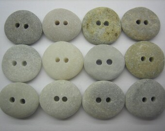 BEACH SEA STONE 17mm Buttons 12 Double Drilled Khaki Grey Cream Natural Stones Real Surf Tumbled Sewing Knitting Rock Button Peb 1086b