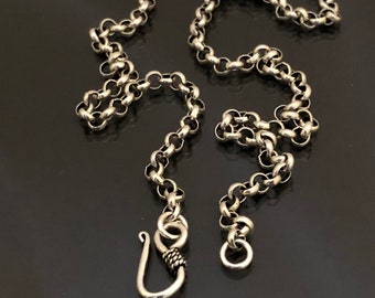 Sterling silver chain with one hook clasp, 22 inches silver chain