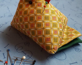 Pincushion, Chicken, Cathedral Window, Quilting, Sewing, Crafts, Chicken Pincushion, Pin Cushion, OOP Fabric