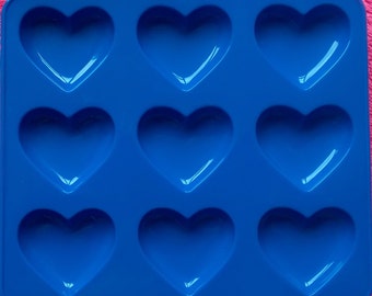 Shiny silicone puffy heart resin mould
