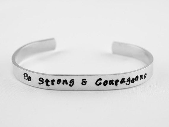 Be Strong & Courageous Joshua 1:9 Bible verse bracelet