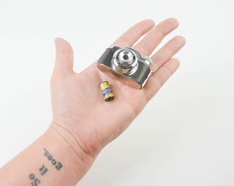 Vintage 1950s Crystar Subminiature Spy Camera plus FILM Tiny Retro Kitsch Japan