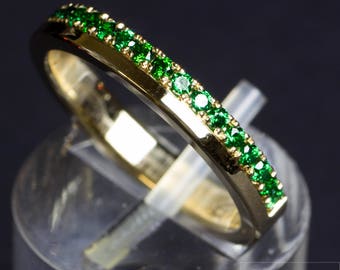 Half Memoryring with Ruby/CZ 6a/Synth. Tourmaline or CZ (green)