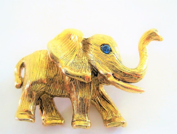 Hobe Elephant Brooch, Rhinestone Eye, Vintage Gold Tone 60's Collectible Pin