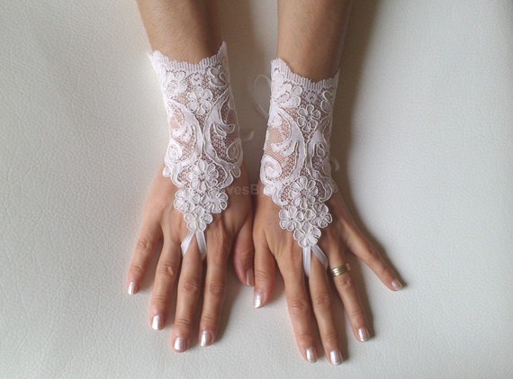 Wedding Gloves, Wedding, Bridal Gloves, Fingerless Gloves, Ivory, Wedding accessories, alencon lace glove