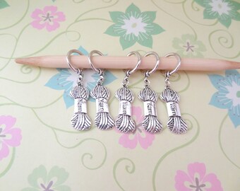 Set of 5 or 10 Silver Yarn Lover Snag Free Knitting Stitch Markers, Knitting Marker, Progress Marker, WIP Marker, Fits up to 9mm or US 13