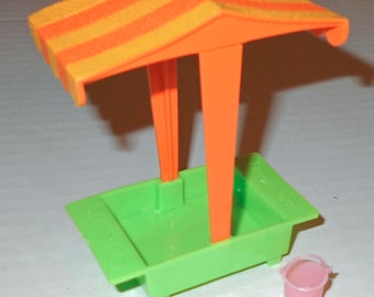 Vintage 1960's Mattel Little Kiddles MILLIE MIDDLE Sandbox and Pink Pail