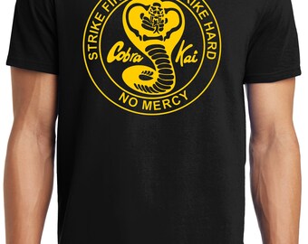 PubliciTeeZ Big and Tall King Size Karate Kid Cobra Kai Logo T-Shirt