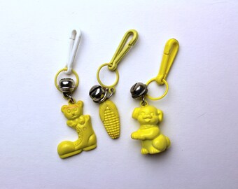 Vintage 80s Plastic Yellow Necklace Charm - Choice of Puppy Dog, Corn or Bear in a Boot - Silver Bell Clip On