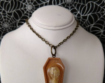 Real Bat Skull Wooden Coffin Pendant, Minor Flaw Please See Pictures/Description, 002