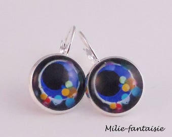 Fancy earrings silvery blue with pastel spots glass cabochon