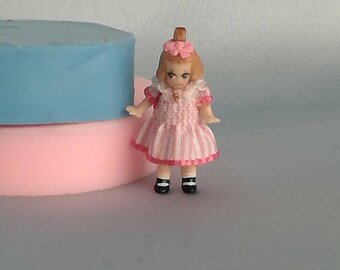 Porcelain Dolly Dingle doll