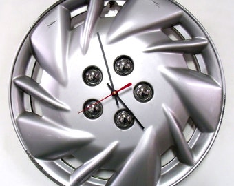 Silver Swirl Hubcap Clock - Recycled Automotive Hub Cap - Large Wall Clock - Kids Room Decor