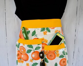 Garden Apron, Gardening Apron, Gardening Gift, Gift for Gardeners, Plus Size Gardening Apron for Women, Plus Size Gardening Apron Oilcloth