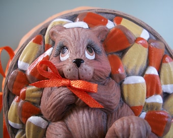 ceramic chipmunk candy corn candy dish