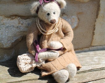 Bella Bear, OOAK Needle Felted Teddy Bear