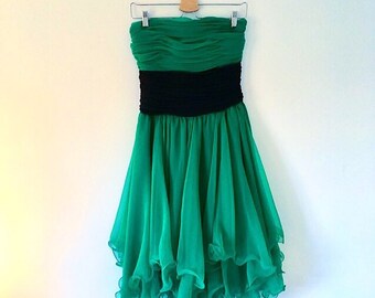 Frank usher plissé emerald green chiffon strapless prom dress 1970s 1980s true vintage disco dress uk 10, us 6