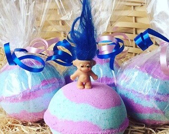 3 Hidden Toy Bath Bombs