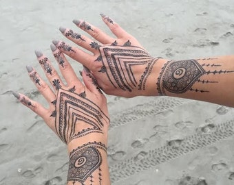 HENNA Temporary Tattoos: Ornate Hand Design Kit