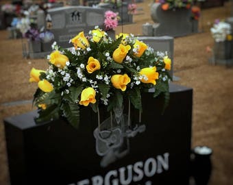Headstone saddle cemetery flowers saddle grave decoration flowers headstone flowers for grave Spring grave flowers memorial arrangement