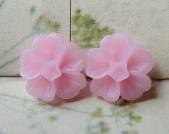 13 mm Light Pink Morning Glory Resin Flower (.ss)
