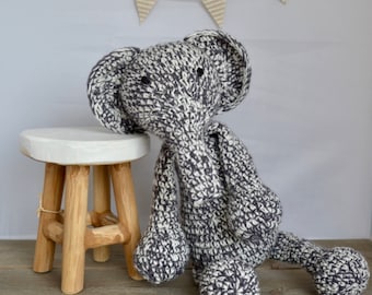 ELEPHANT PLUSHIE crochet 100% handmade