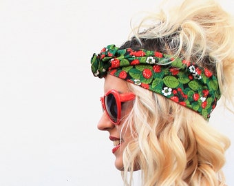 Green and red strawberries printed headband