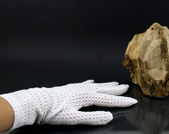 Vintage Brauthandschuhe für Hochzeit oder besondere Anlässe Baumwolle Netzmuster weiß kurze Handschuhe Damen Hergestellt in Deutschland