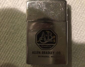 Vintage BROWN & BIGELOW Wind Masters Advertising Cigarette Lighter