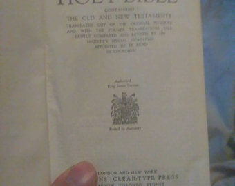 Vintage Holy Bible Authorized King James Version Collins Clear Type Press White Leather Binding