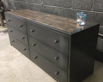 Normandy dresser