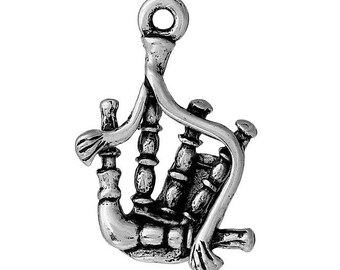 4 pendants antiqued silver Celtic bagpipe