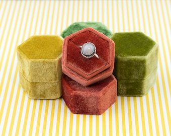 Velvet ring box - Hexagonal ring box - Wedding gift - Vibrant Yellow - Yellow Green - Lime Green - Fire Brick