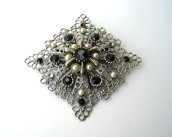 Vintage Filigree Brooch - Silver Tone Brooch - Vintage Jewelry - Vintage Brooch