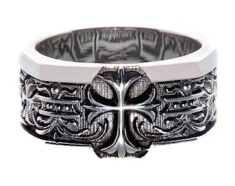 Silver ring Renaissance