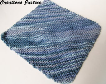 a hand knitted cotton dishcloth