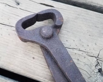 Ferrier Nippers // Farrier Tool // Equine // Rustic Decor // Nail Puller // Hand Tools // Blacksmith