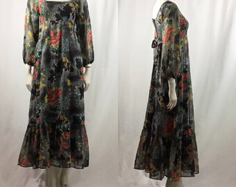 Beautiful Bold Vintage 70s Maxi Rose Floral Dress